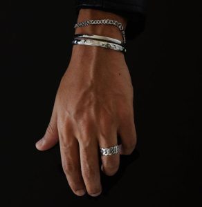 اکسسوری مردانه چیست و چطور استایل آقایان را خاص می‌کند؟